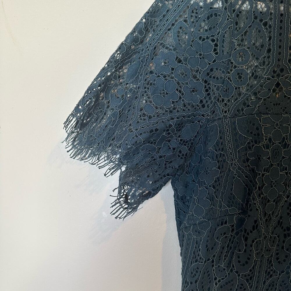 🔥Francesca’s lace dress worn once
